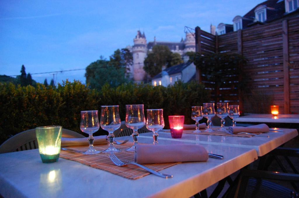 Aux Bles D'Or Hotel Pierrefonds Bagian luar foto